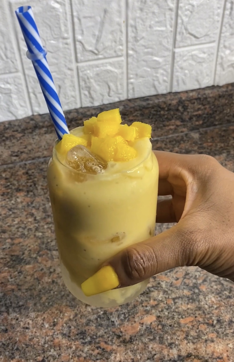 Mango – Banana Smoothie